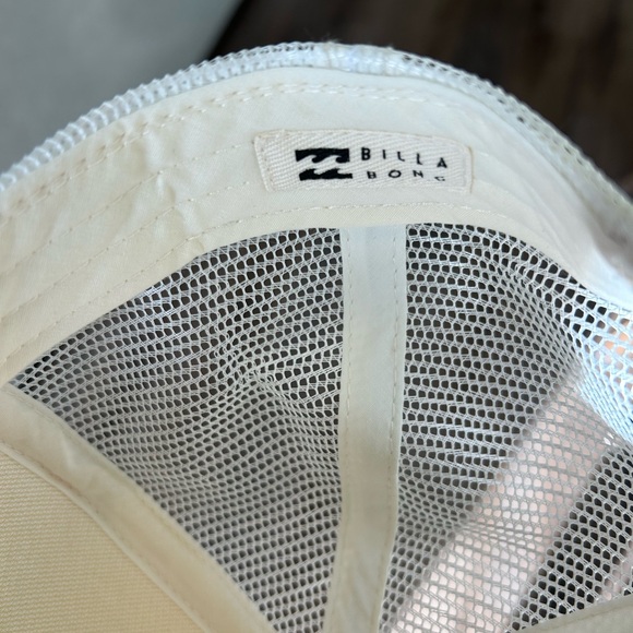 NWOT Duo of 2 Billabong California  Love Pitstop Trucker Hats- Never Worn! - Picture 10 of 14